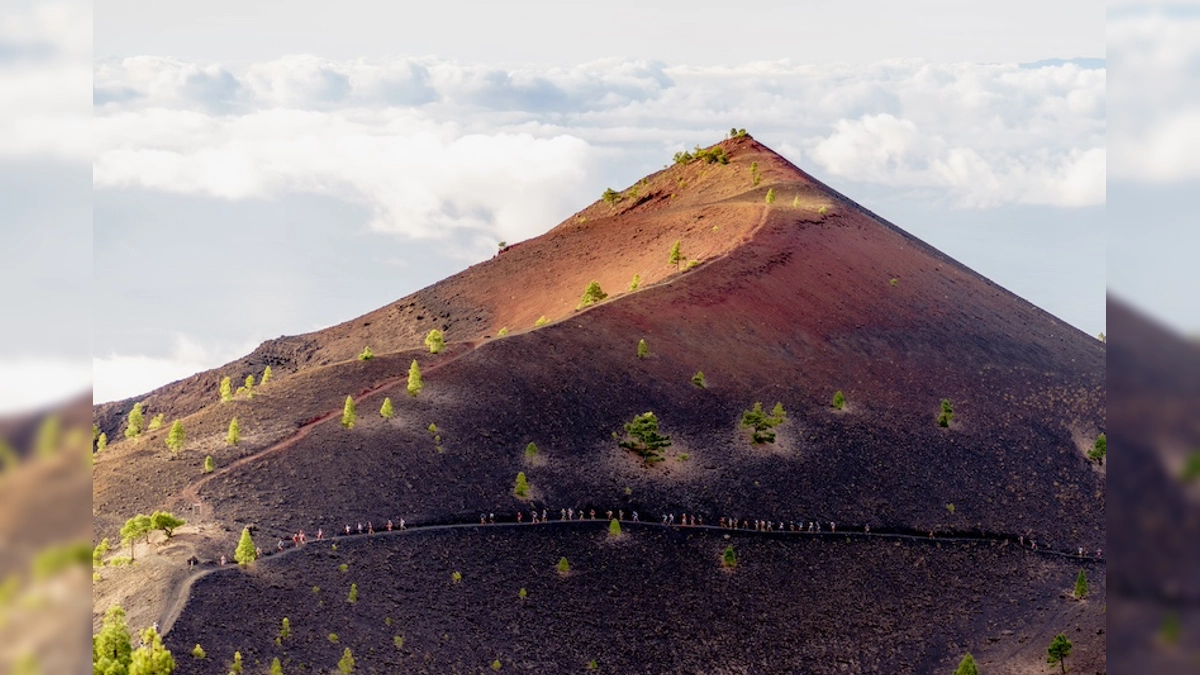 Transvulcania 2024: La Elite del Trail Running se Enfrenta en La Palma con Rutas Legendarias y 4350m de Desnivel