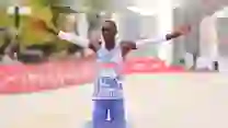 Récords Mundiales en Atletismo 2024: ¿Superará Kelvin Kiptum la Barrera Sub-2 Horas en Róterdam?