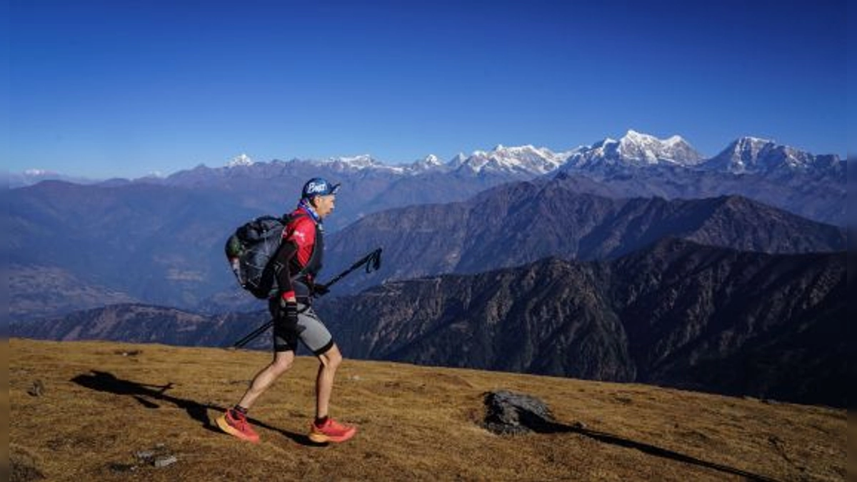 Marc Ollé y Sonia Martín Desafían el Frío y la Altitud en la Everest Trail Race 2023: 27 KM y -6°C en el Himalaya