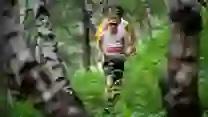Copa del Mundo WMRA 2025 en Chongli: Victoria de Lukas Ehrle y Valentine Jepkoech Rutto en la histórica carrera de ascenso en montaña de China