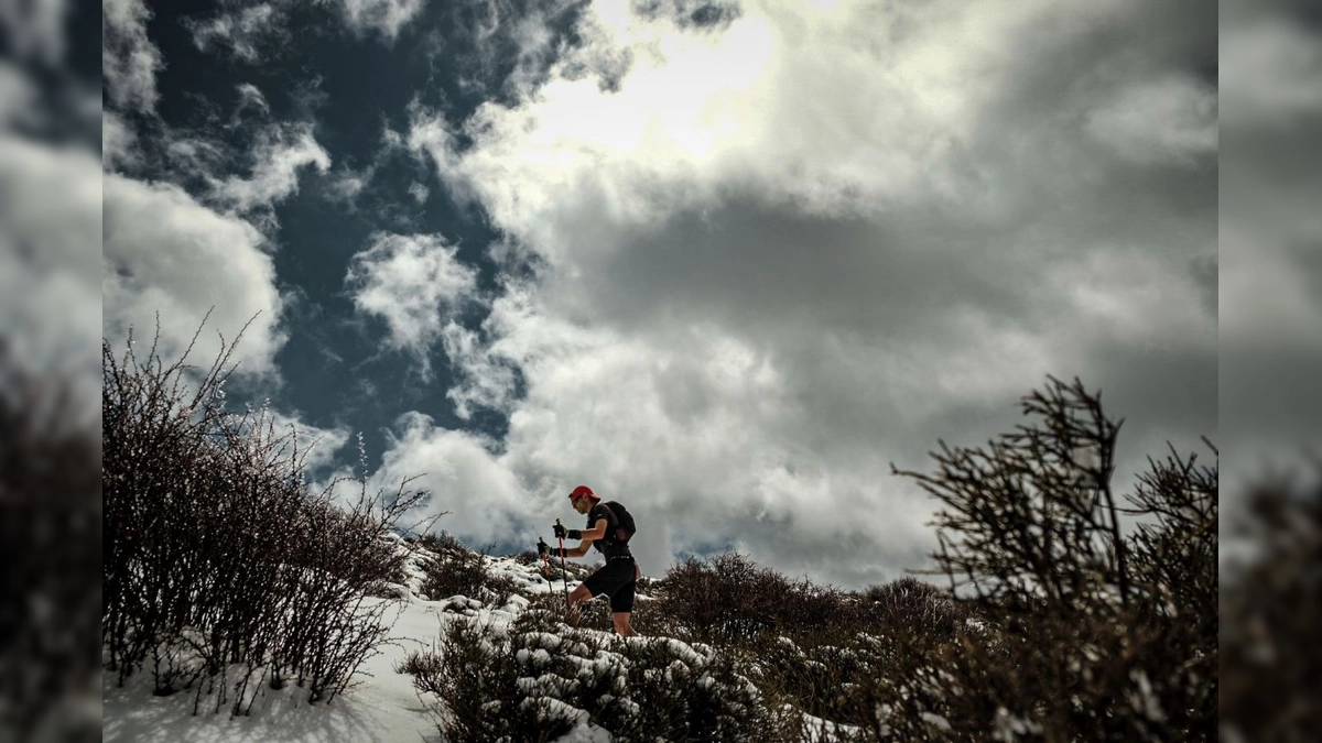 Ultra Sierra Nevada Celebra su Décimo Aniversario: Más de 1.500 Corredores y Estrellas como Miguel Heras y Gemma Arenas Enfrentan 100 km y 5.500 m de Desnivel