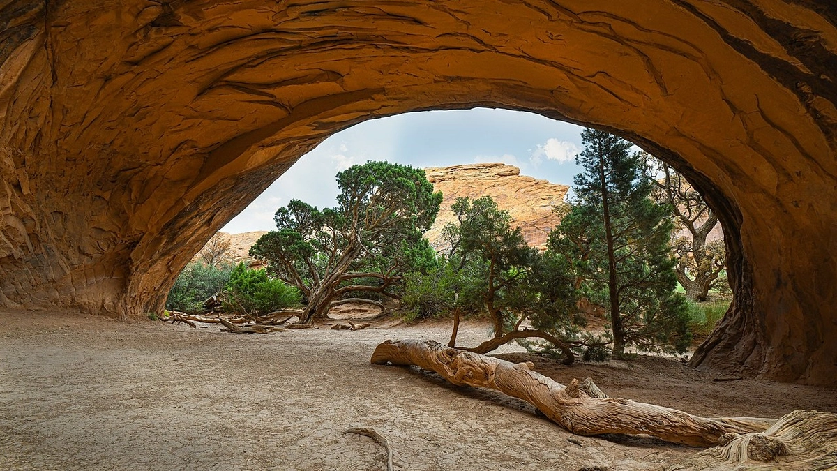 Moab 240 Endurance Run 2023: Todo sobre la Ultramaratón de 385 km en Moab, Utah - Fechas, Ruta y Cómo Inscribirse