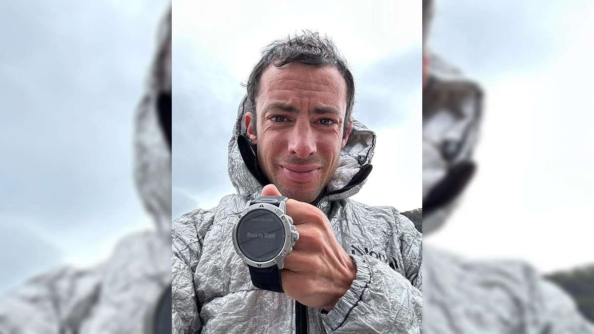 Kilian Jornet vuelve a salvo al campamento base del Monte Everest gracias a la función "Back-to-Start" de su reloj COROS VERTIX 2