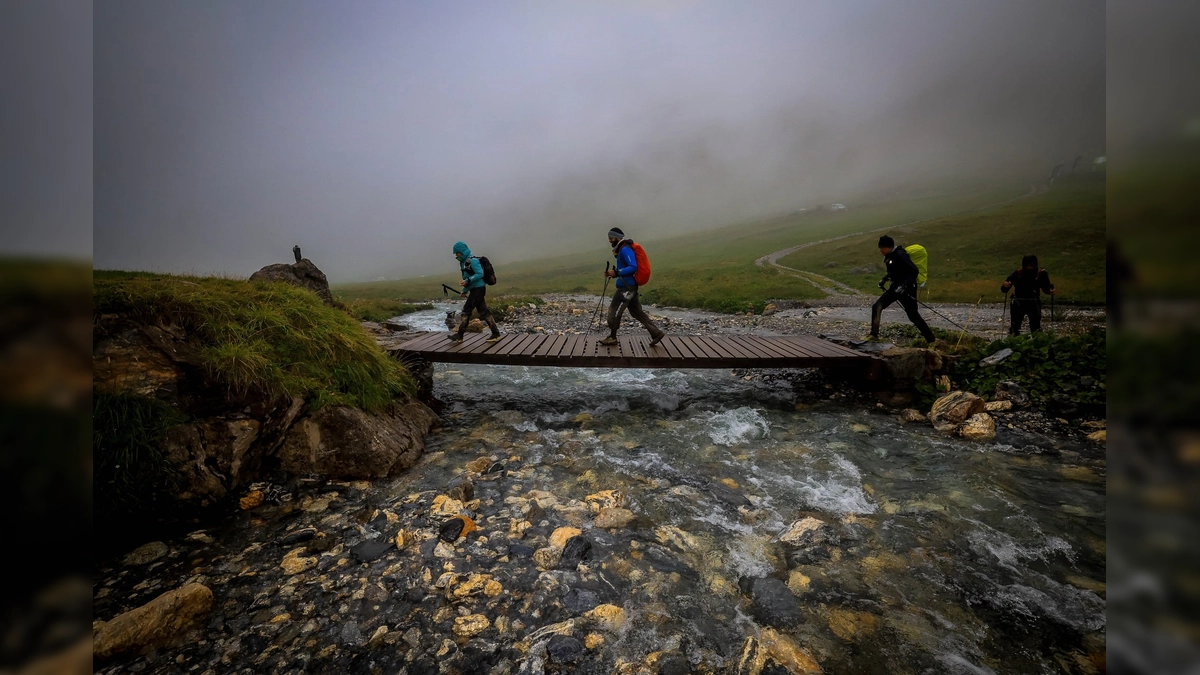 300K: PTL Petite Trotte à Léon by UTMB