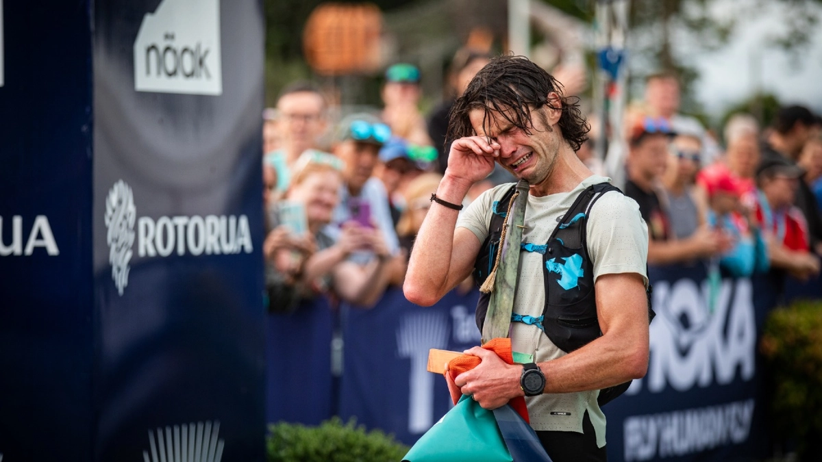 Triunfos Históricos en la Tarawera Ultra Trail 2025: Sam Harvey y Kimino Miyazaki Brillan en Rotorua, Nueva Zelanda