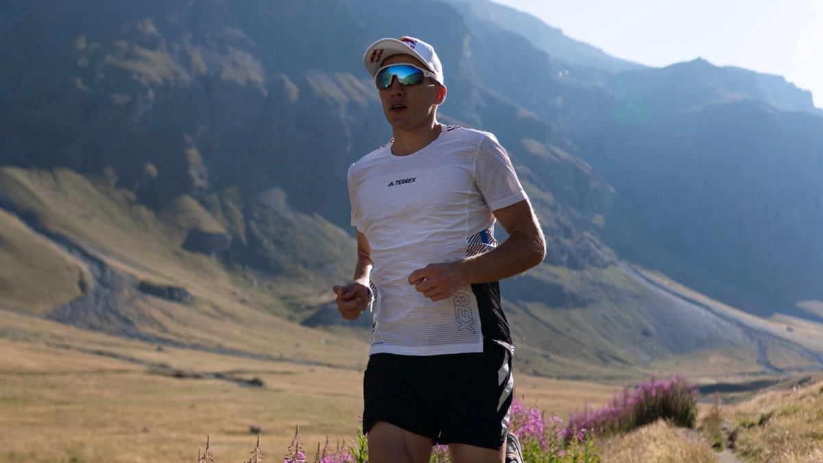 Tom Evans Abandona el UTMB 2024 tras 101 km: Deshidratación y Altas Temperaturas lo Frenan