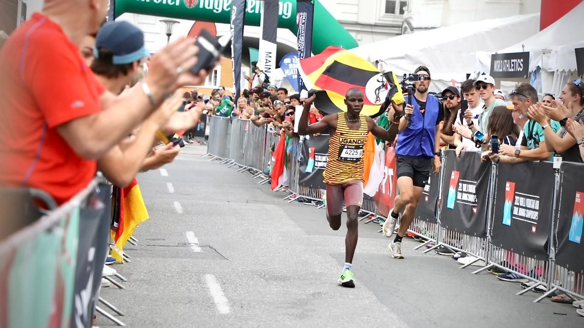 Grayson Murphy de EE.UU. y Leonard Chemutai de Uganda ganan la prueba "Up and Down" del World Mountain and Trail Running Championship de Innsbruck